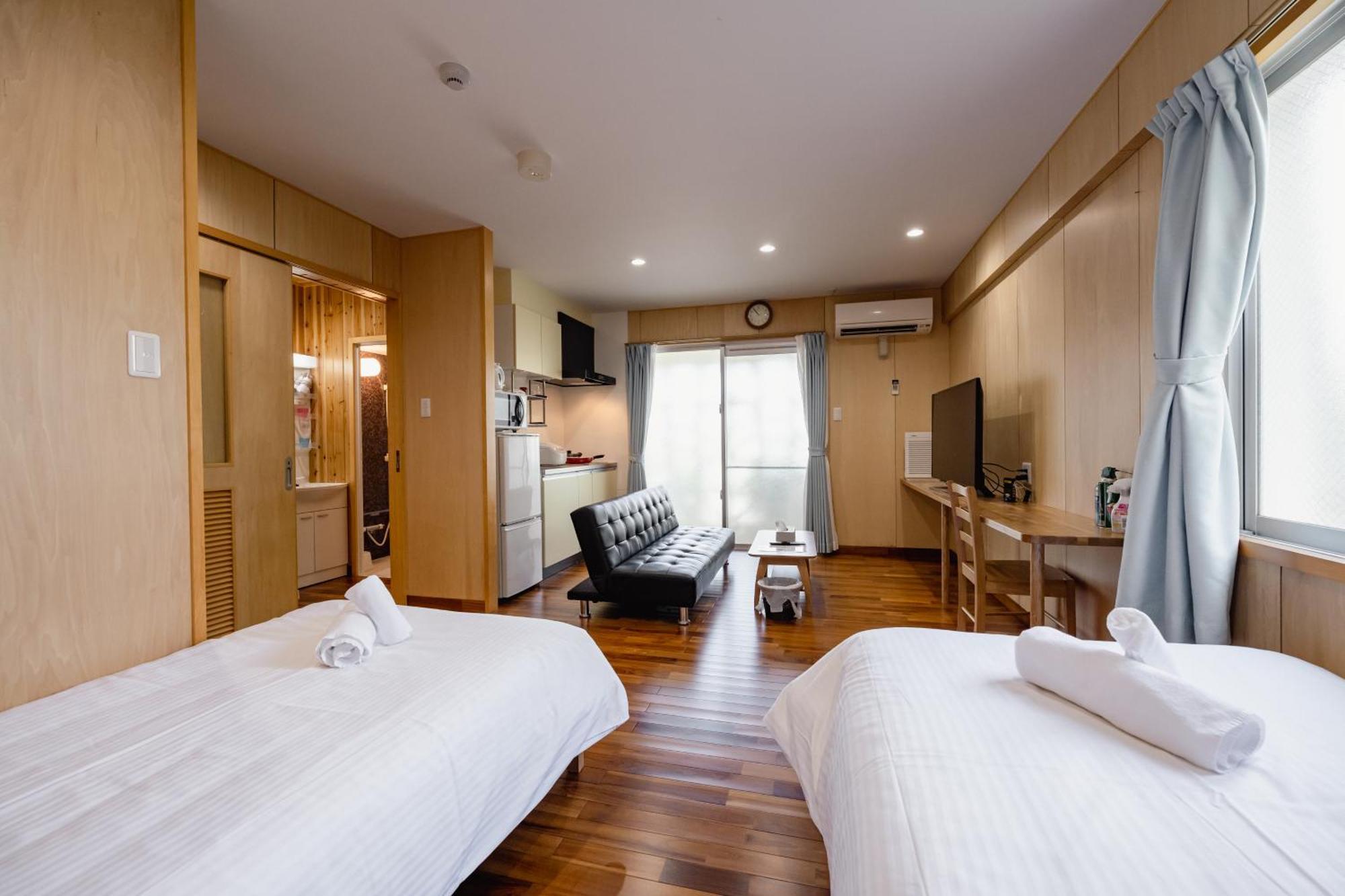Guest House Kawamitsu Miyakojima  Exterior photo